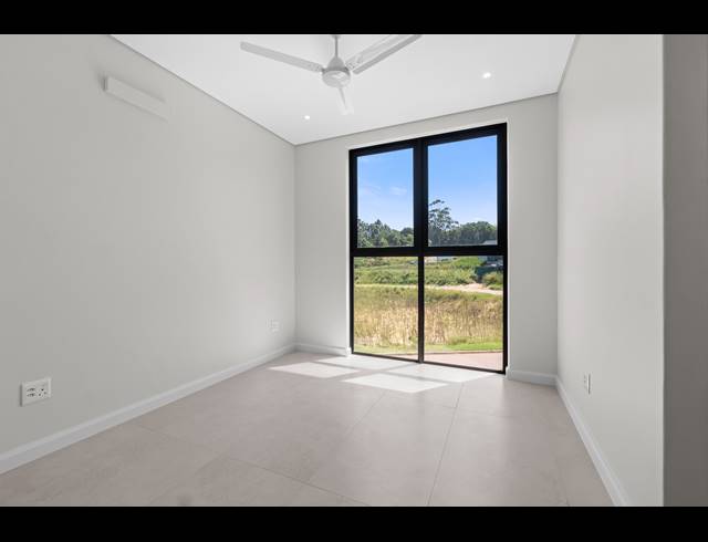 4 BEDROOM HOUSE FOR SALE IN SHEFFIELD BEACH